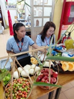 KHÁM PHÁ CÁC GIAN HÀNG ẨM THỰC “CHẤT LỪ” TẠI SÂN TRƯỜNG BDU