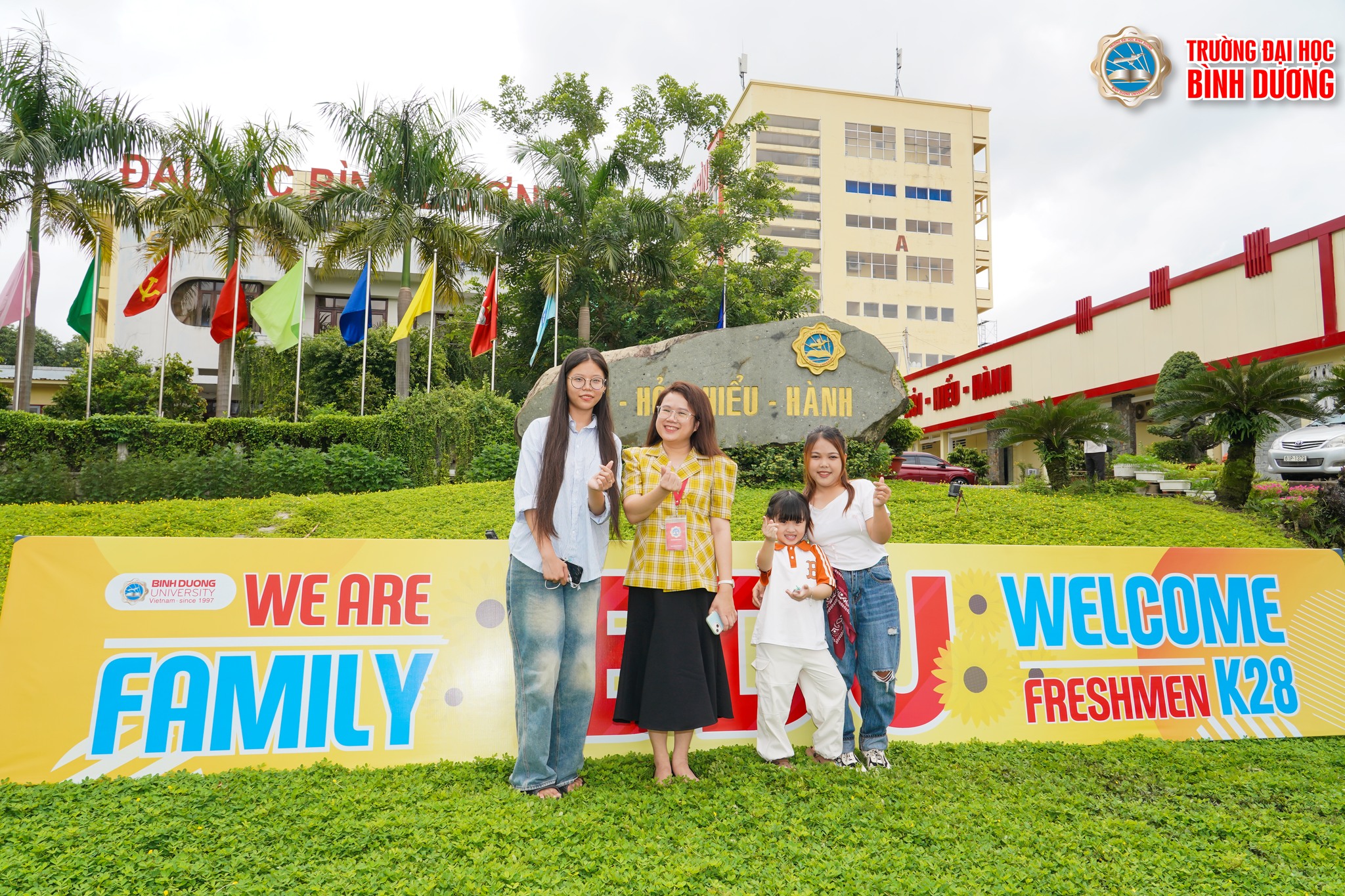 WELCOME TO BINH DUONG UNIVERSITY 