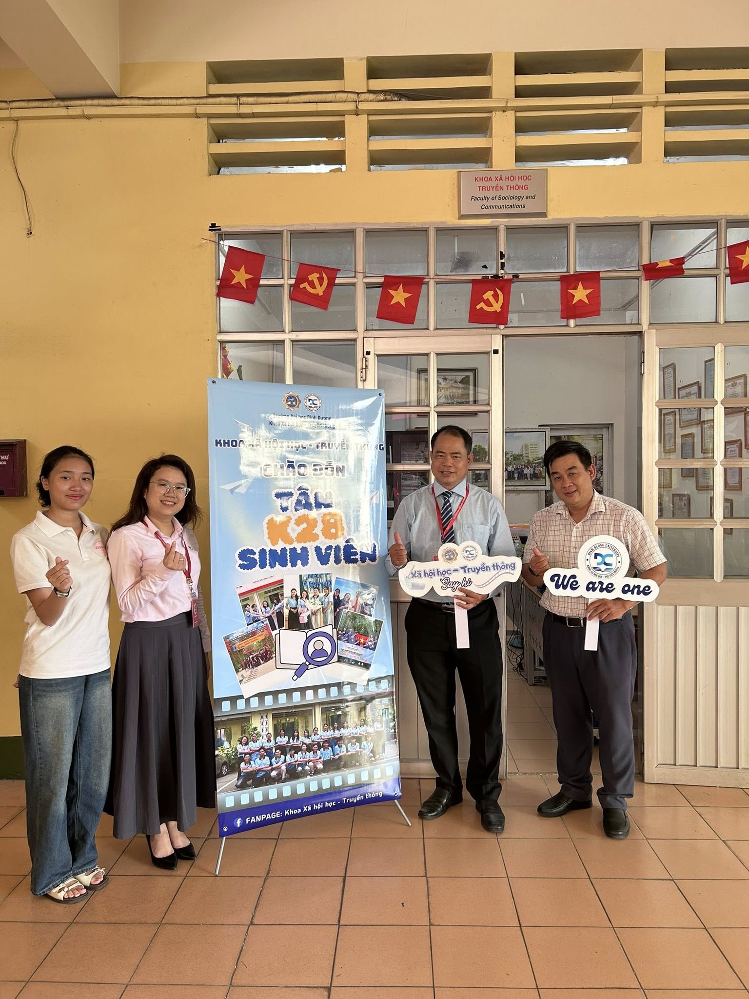 KHOA XÃ HỘI HỌC – TRUYỀN THÔNG CHÀO ĐÓN TÂN SINH VIÊN K28