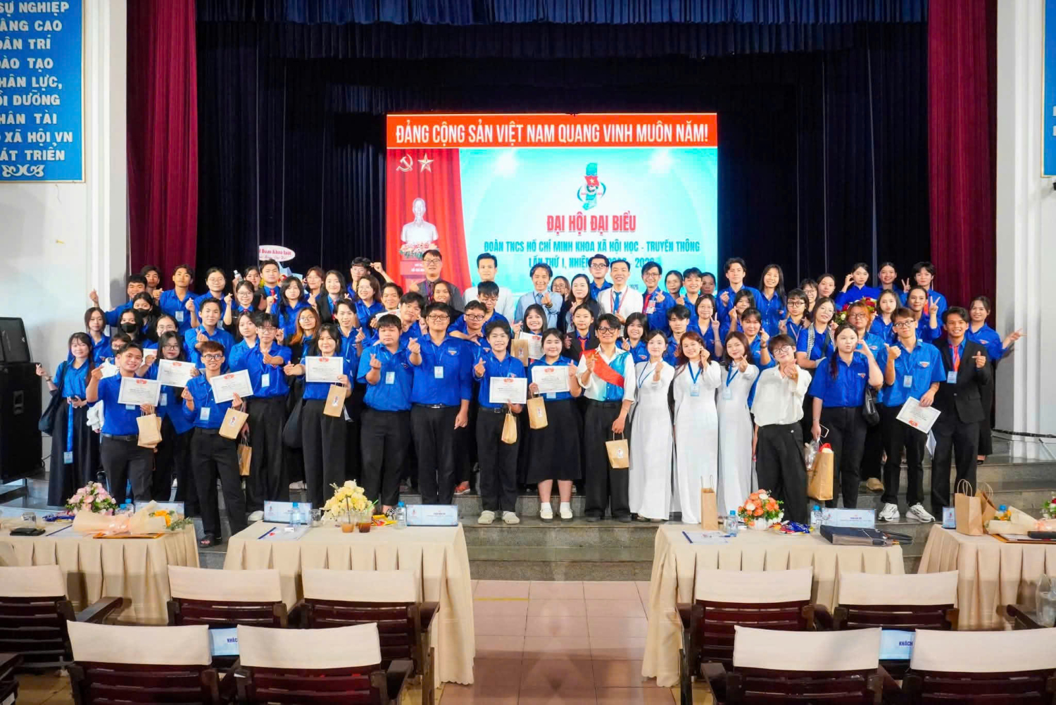 ĐẠI HỘI ĐẠI BIỂU ĐOÀN KHOA XÃ HỘI HỌC - TRUYỀN THÔNG LẦN THỨ I, NHIỆM KỲ 2026 - 2028 THÀNH CÔNG RỰC RỠ!